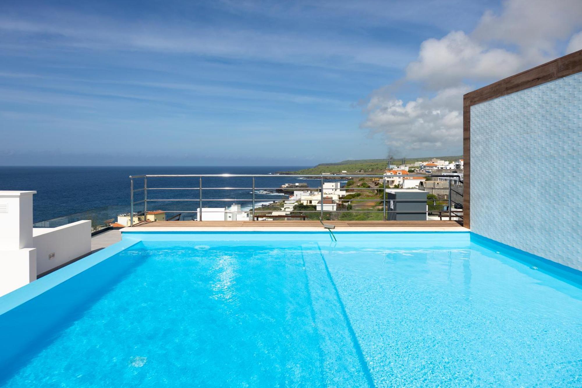 3 Bdr Aprt, Amazing Seaview, Rooftop Pool - Lcgr Praia Kültér fotó